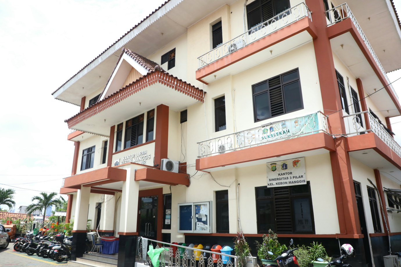1 urban Farming Kantor Kelurahan Kebon Manggis_1.jpg