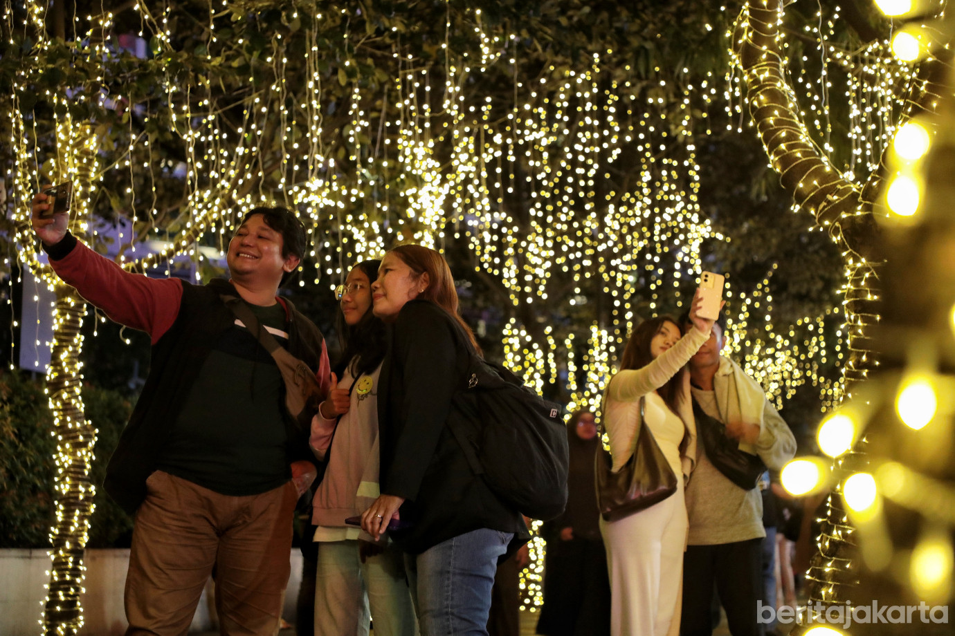 2.Jakarta Light Festival.jpg