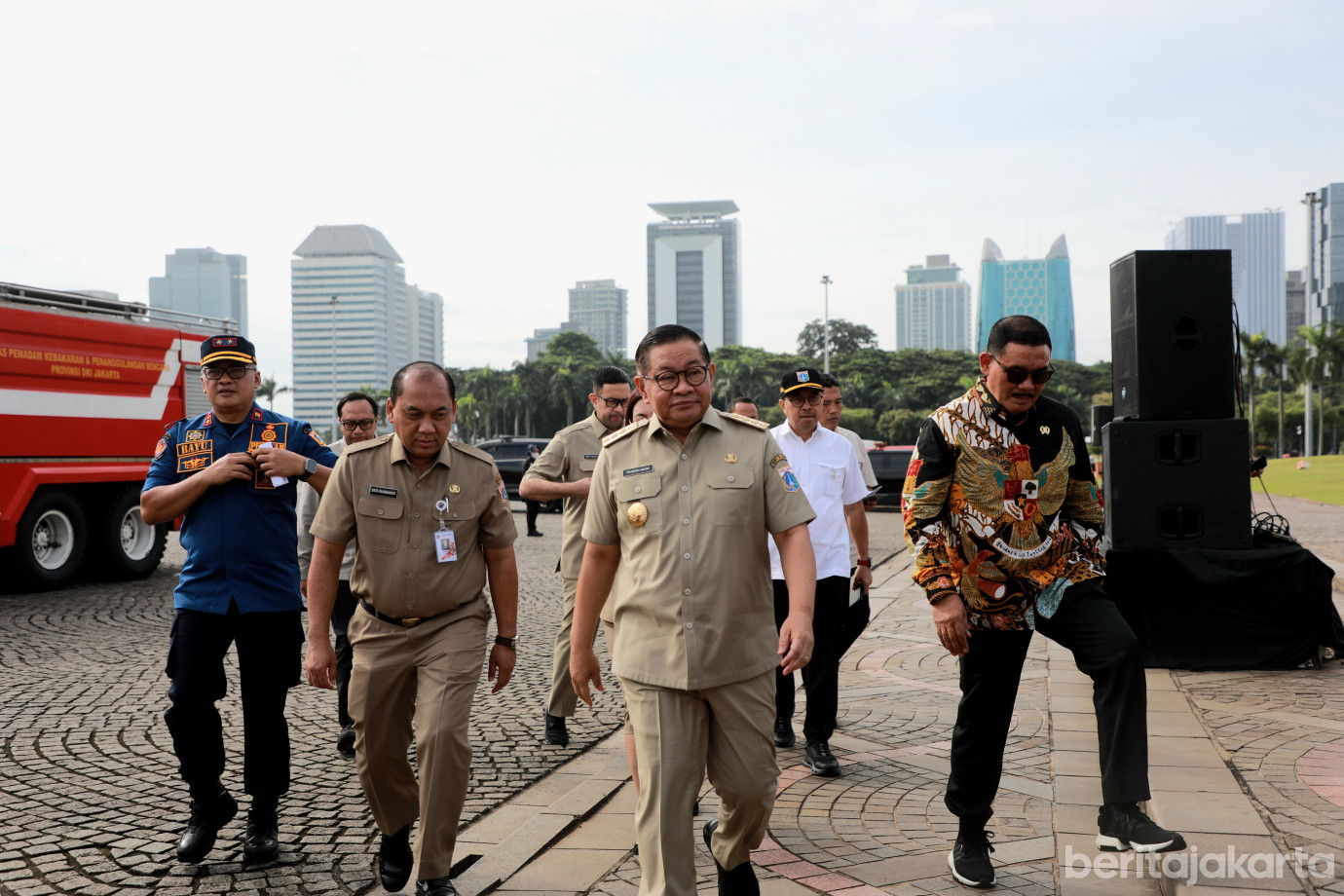 1hibah mobil damkar.jpg