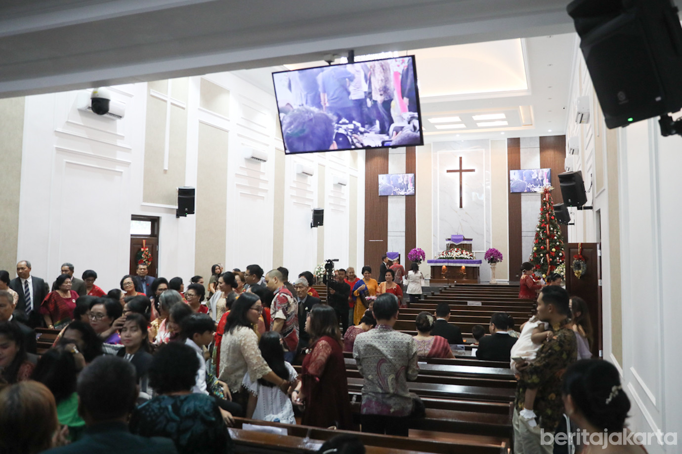 HKBP Pondok Kelapa-5.jpg