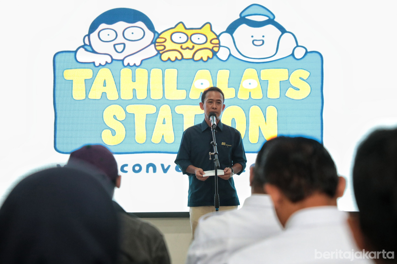 1.Wagub Hadiri Pembukaan Toko Kolaborasi MRT Jakarta dengan Tahilalats.jpg