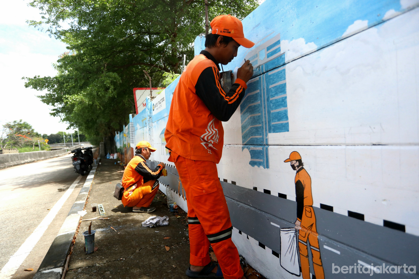 2 PPSU Pulo Gebang Percantik Jalan Sentra Primer Timur Dengan Mural_2.jpg