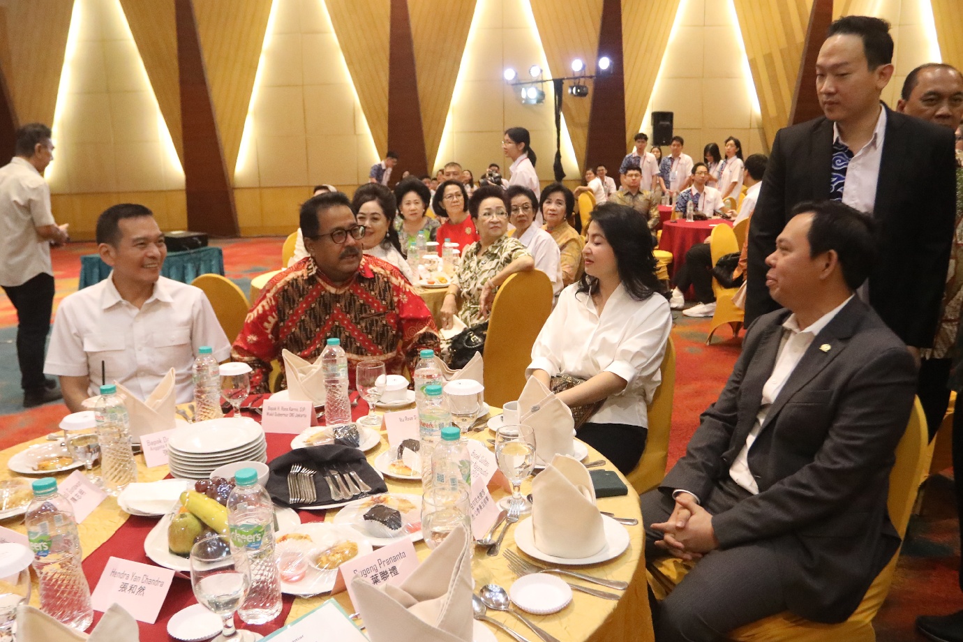 Wagub Rano Hadiri Konferensi HAKKA Ke-9_1.jpg