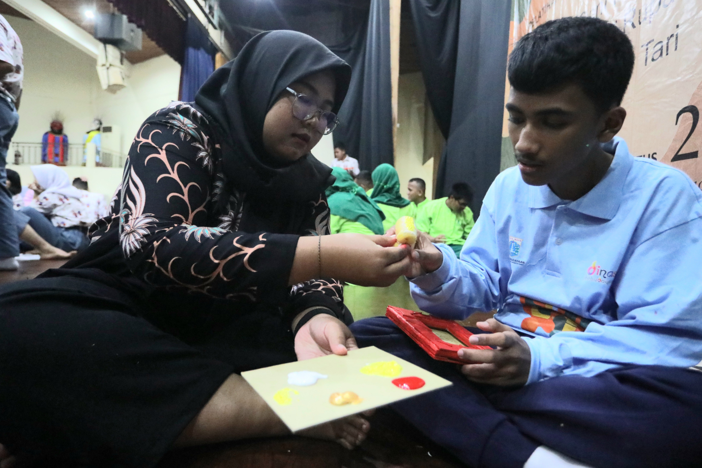 4 Pelatihan Seni Kriya Untuk Murid SLB_4.jpg