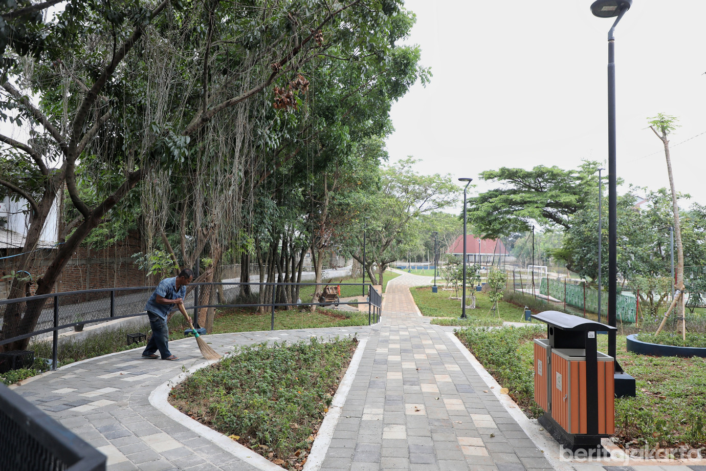 3.RTH Kampung Kalibata Rampung Dikerjakan.jpg