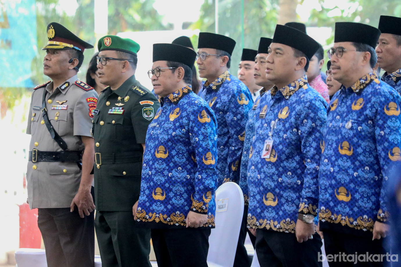 4Gub Rano Karno Pimpin Upacara Hari Bela Negara ke-77.jpg