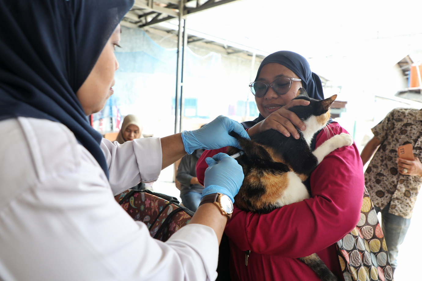 4.Vaksinasi Rabies di Mampang Prapatan.jpg