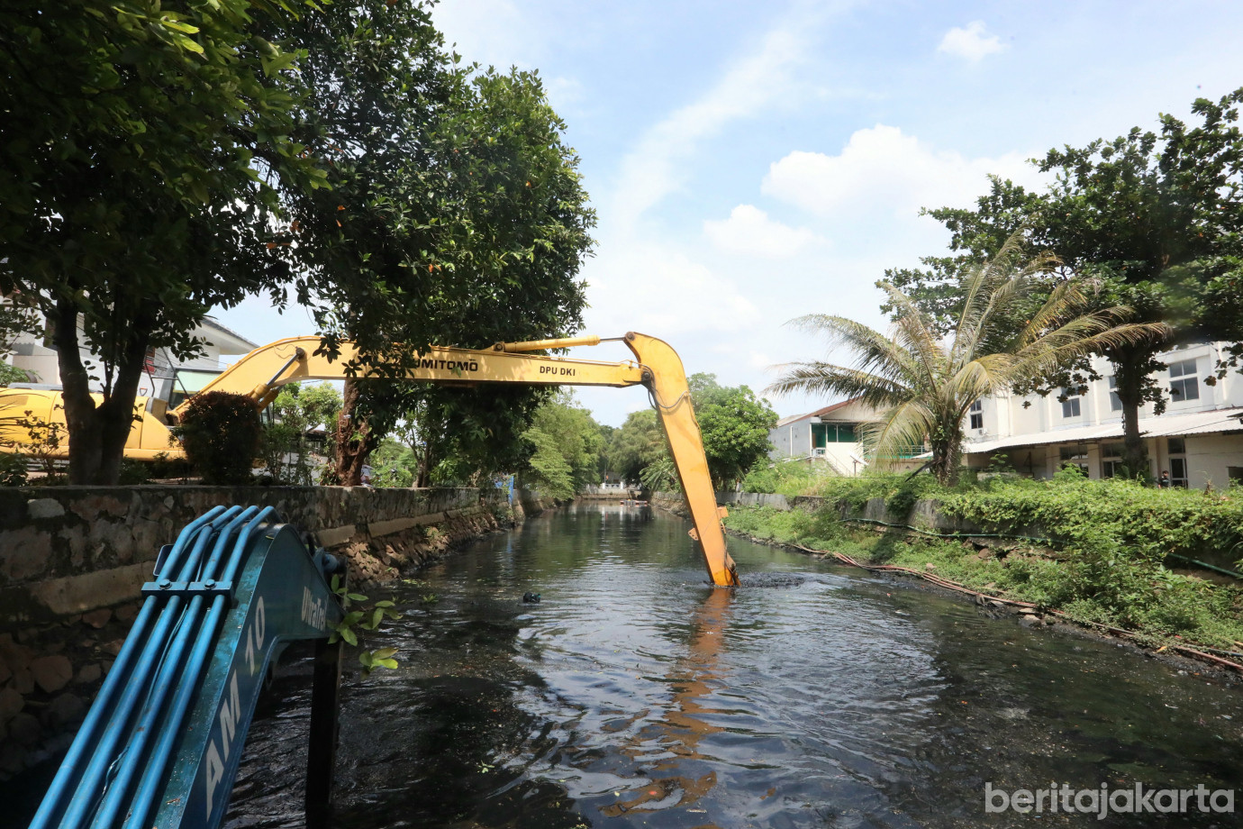 3 Sudin SDA Jakarta Utara Keruk Kali PHB Don Bosco_3.jpg