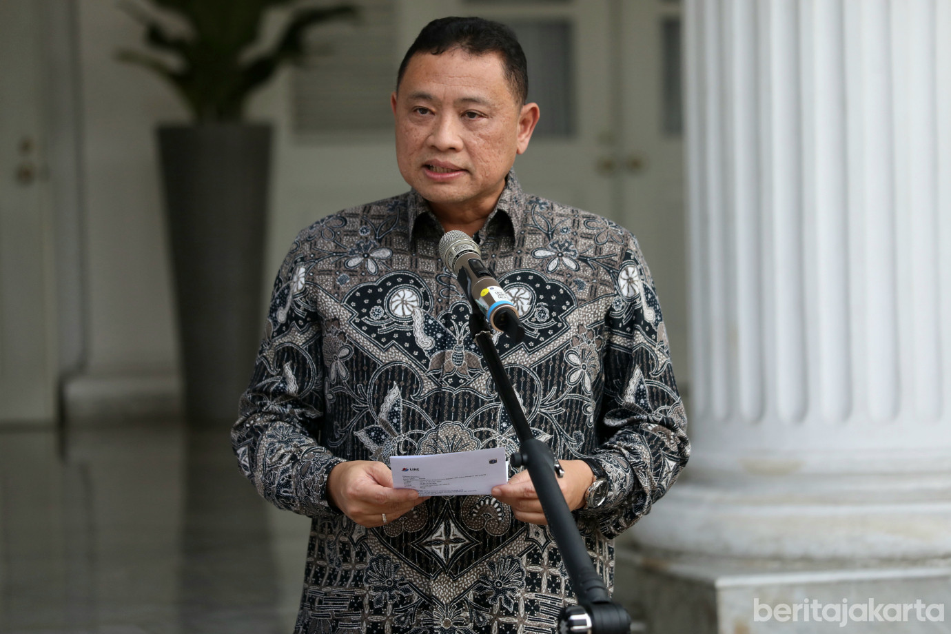 2 Pemprov DKI Jakarta Terima Ambulans Listrik dari Yayasan LINE_2.jpg