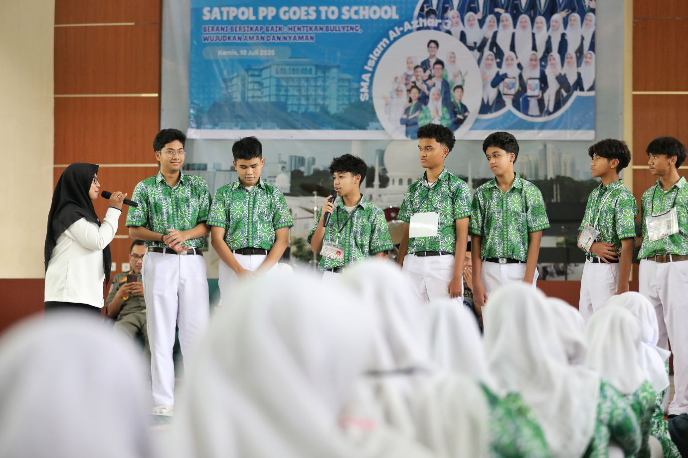 5.Satpol PP Goes To School Sambangi SMA Al-Azhar 3.jpg
