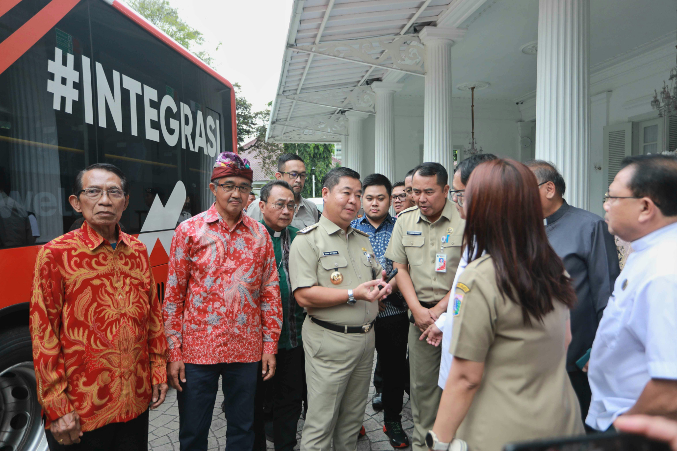 01 pj Kunjungan Gereja.jpg