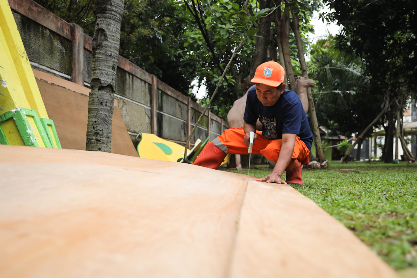 Pembuatan Mobil Hias-2.jpg