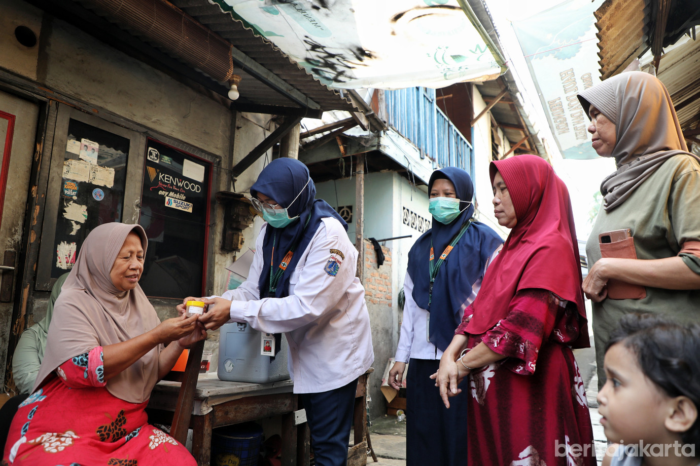 3.Puskesmas Gambir Lakukan Grebek TB di Petojo Selatan .jpg