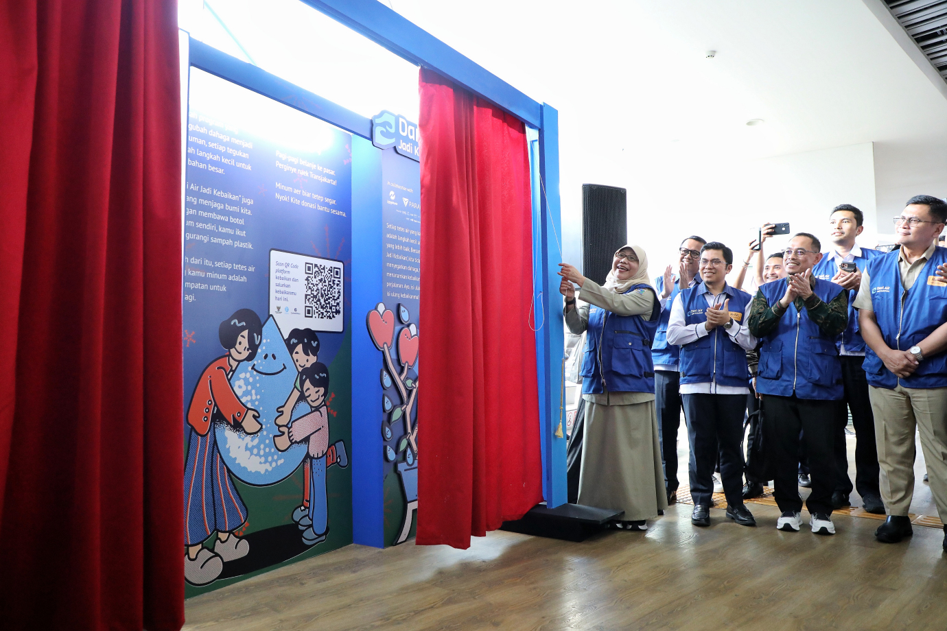 4.Transjakarta Luncurkan Program Dari Air Jadi Kebaikan.jpg