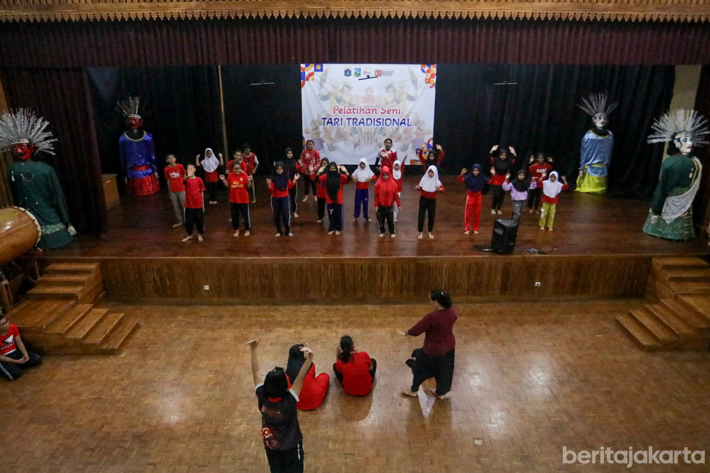 6 Sudin Kebudayaan Jakpus Gelar Pelatihan Tari Tradisional bagi Murid SLB_6.jpg