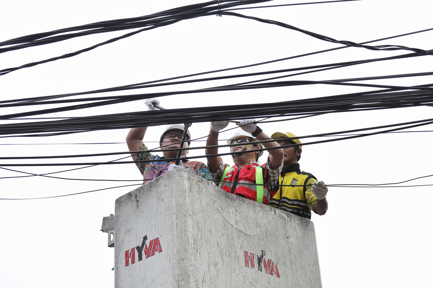 4.Pemotongan Kabel Udara.jpg