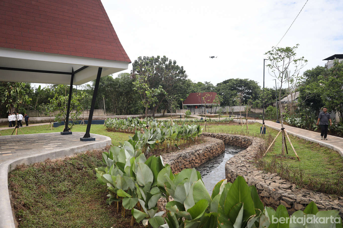 RTH Kampung Kalibata-6.jpg