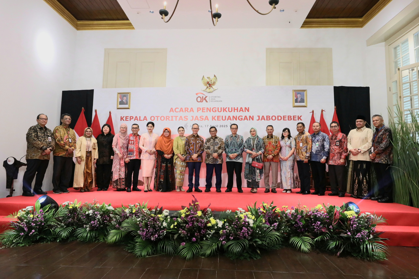 7 Gubernur Menghadiri Pengukuhan Kepala OJK Jabodebek_7.jpg