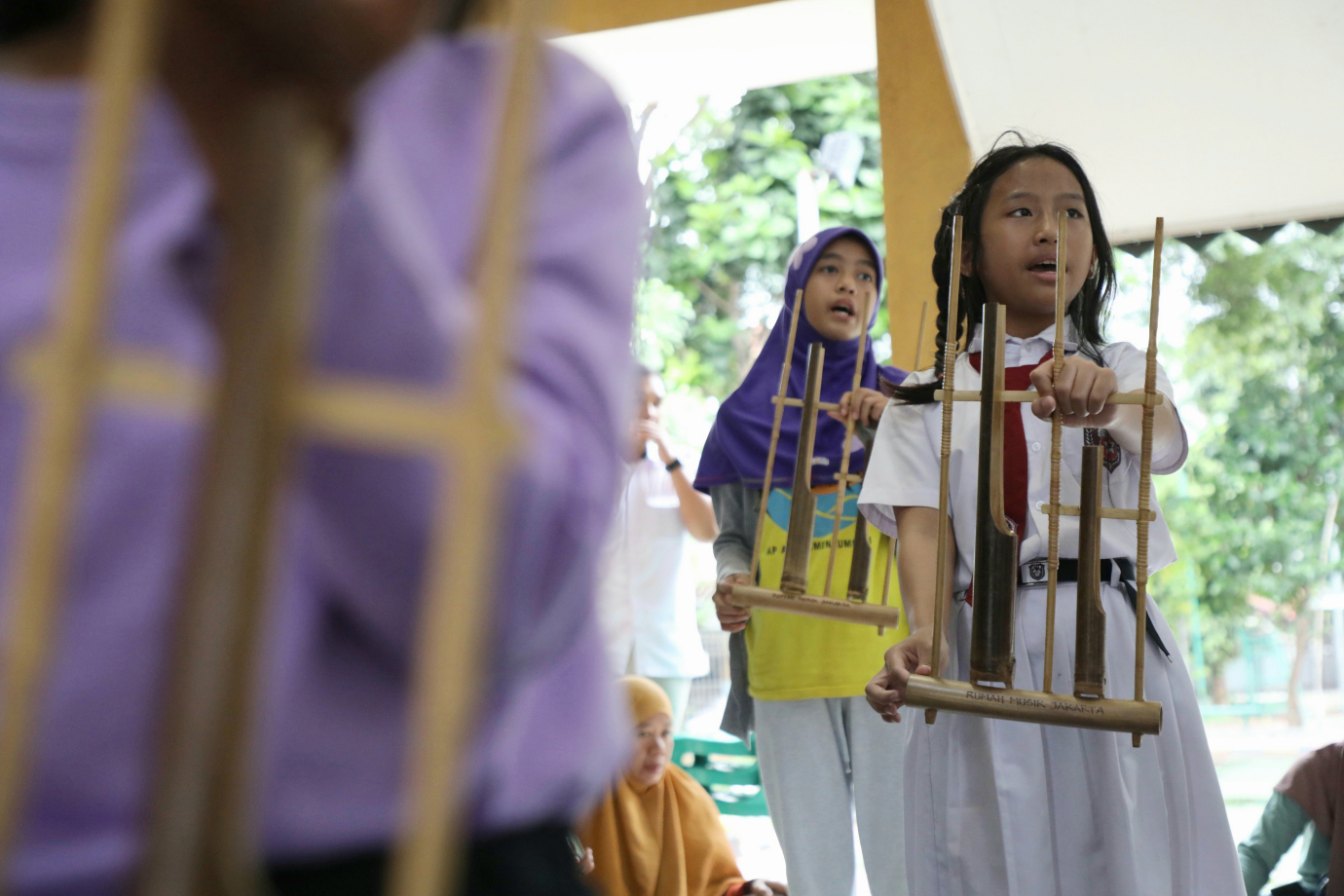 3 Pelatihan Angklung di RPTRA Matahari_3.jpg
