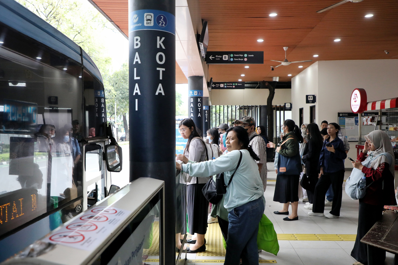 2.Pemprov DKI Gratiskan MRT, LRT dan Transjakarta.jpg