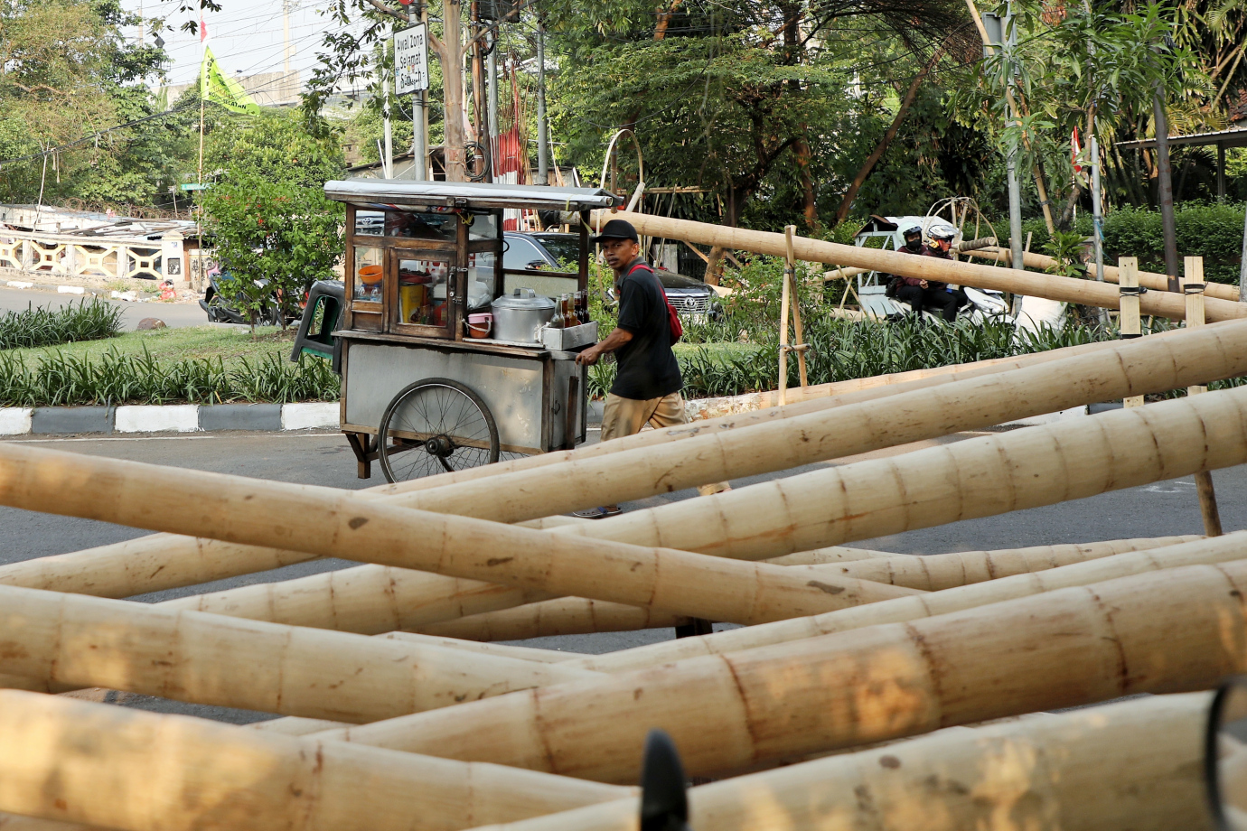 3.Penjualan Pohon Pinang.jpg