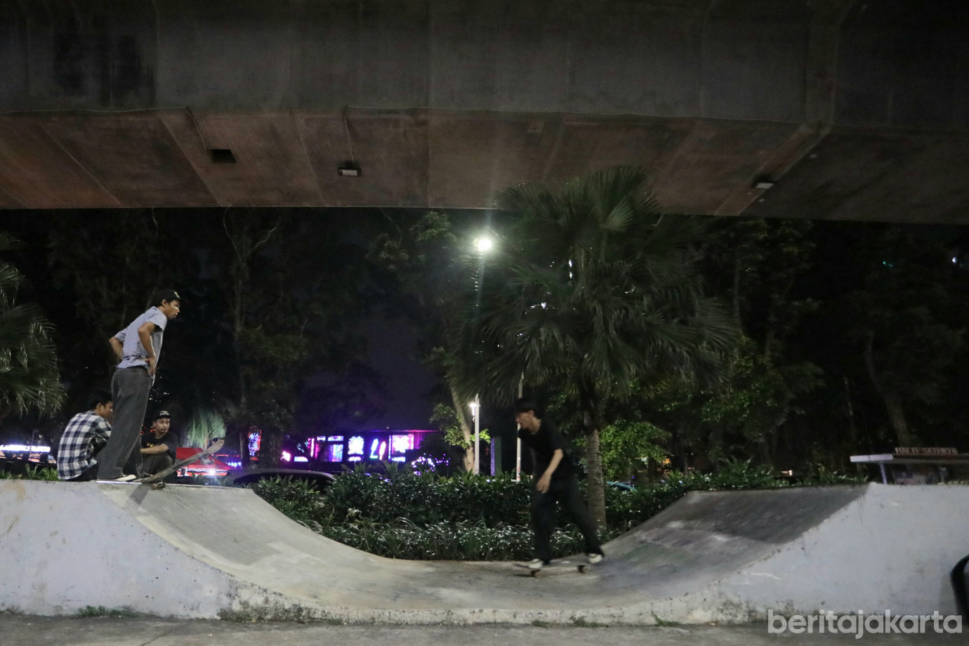 6 Area Skateboard JLNT Casablanka_6.jpg