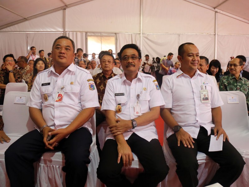 2-Djarot-Hadiri-Groundbreaking-Pasar-Benhilreza.jpg
