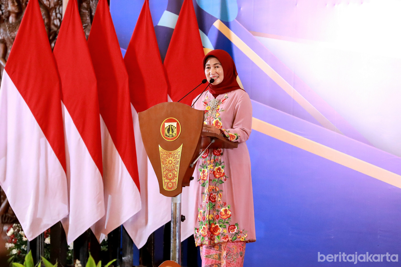 3-2wisudalansia.jpg