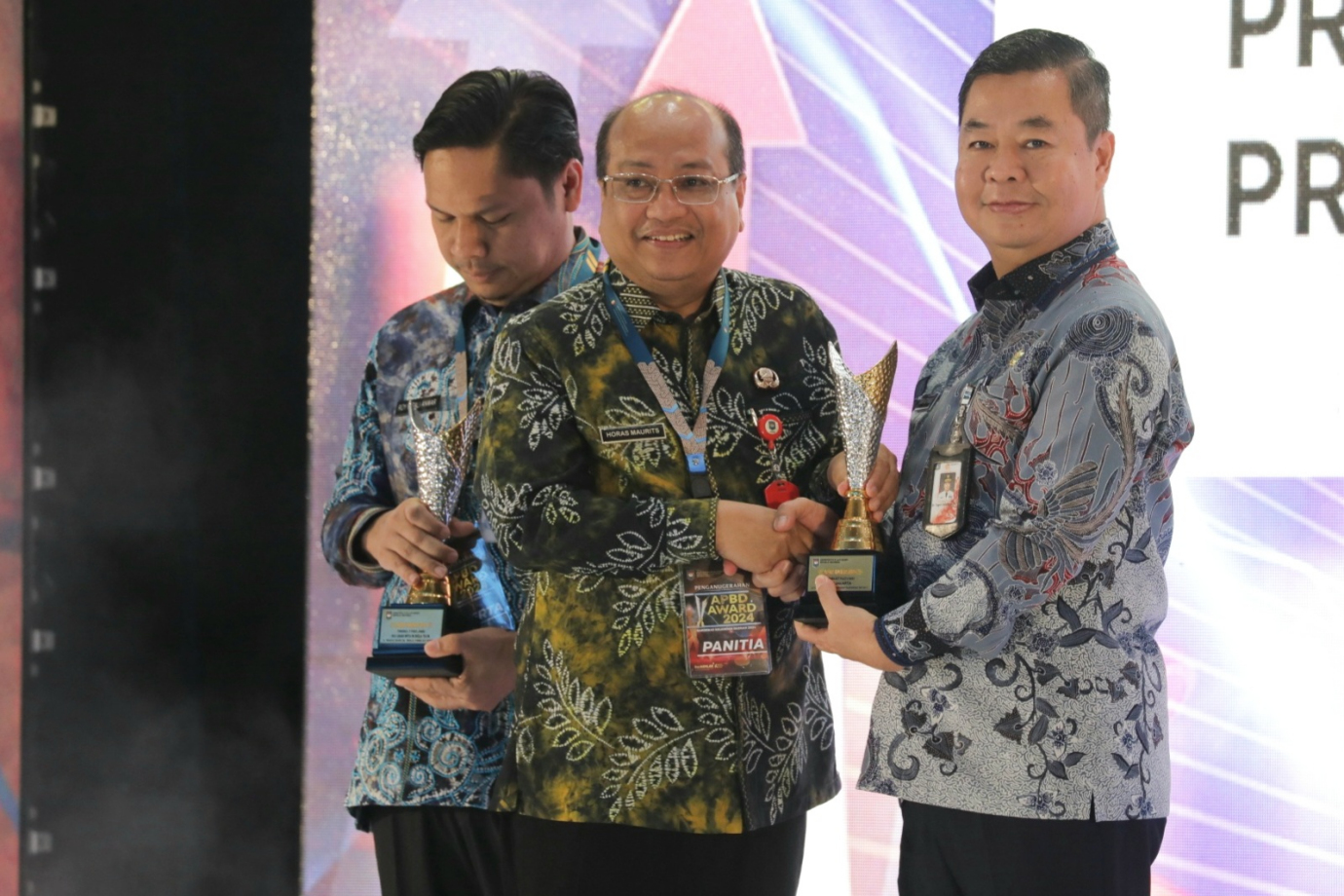 2 Pemprov DKI terima Tiga penghargaan ApBS Awards 2024 2.jpg