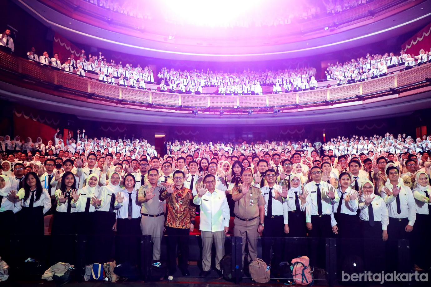 8-1penutupan latsar gub.jpg