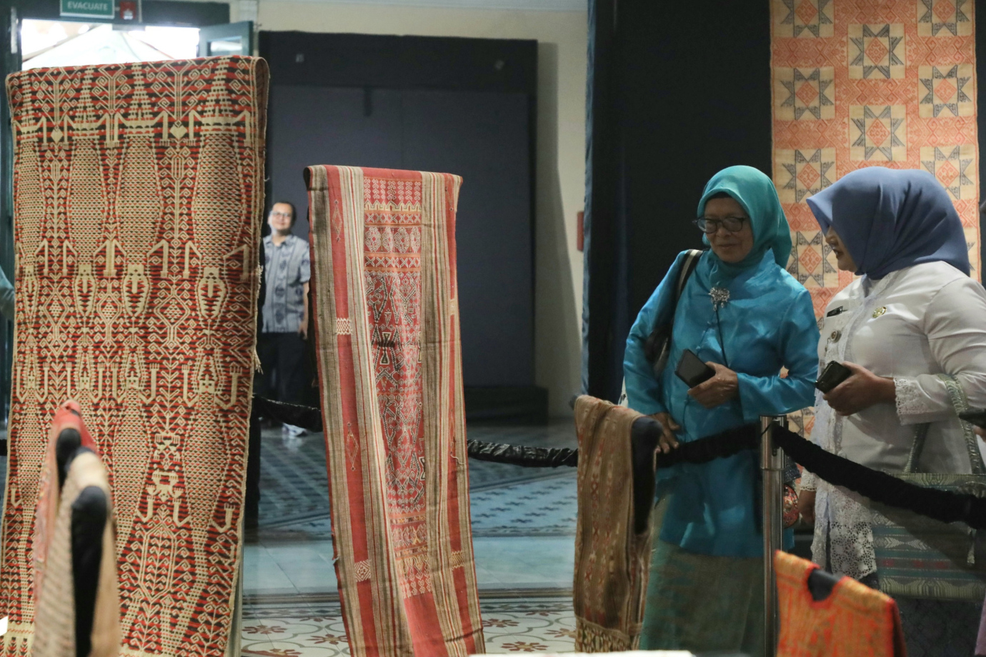 4 Pameran songket 4.jpg