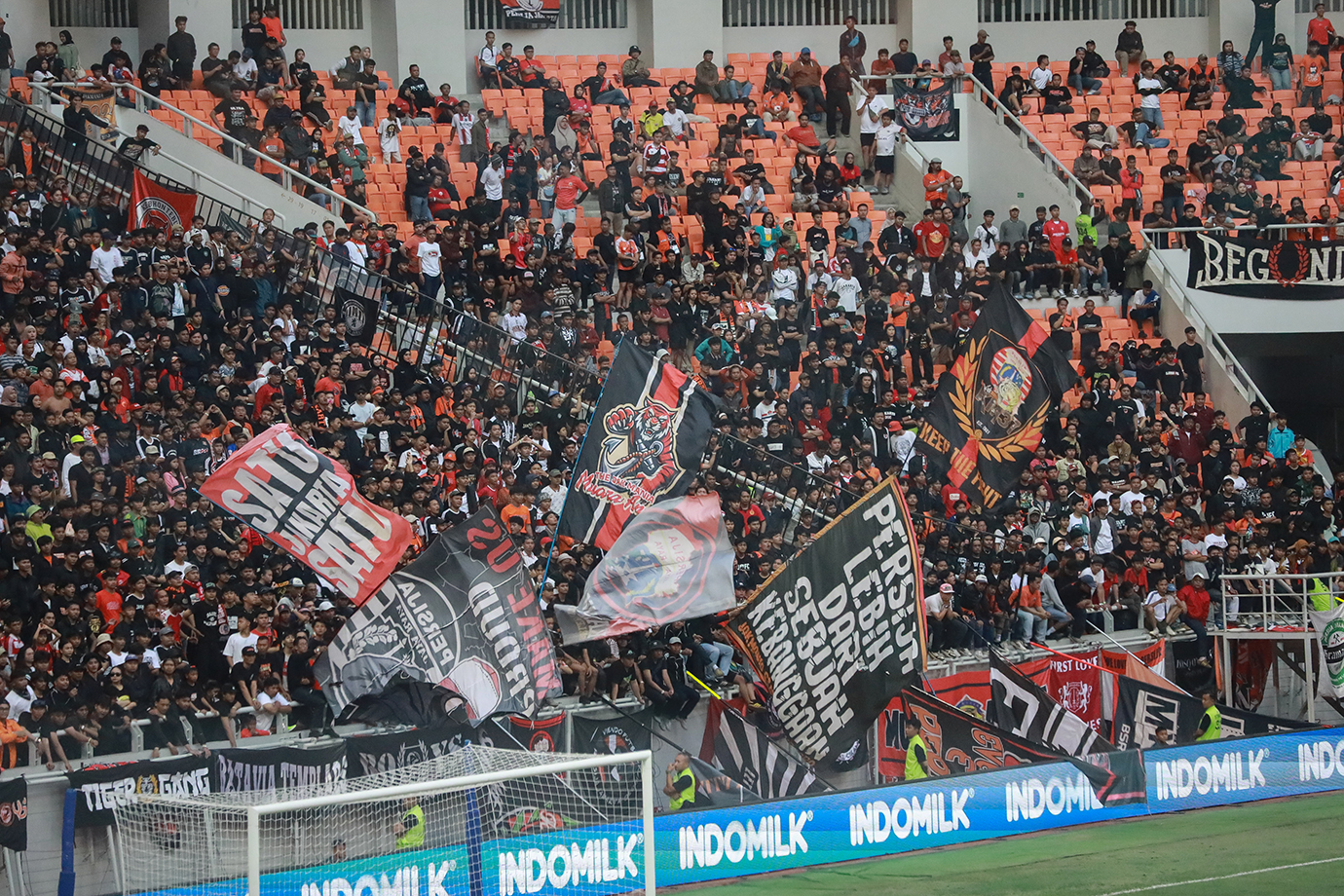 gub-malut-fc-vs-persija-05.jpg