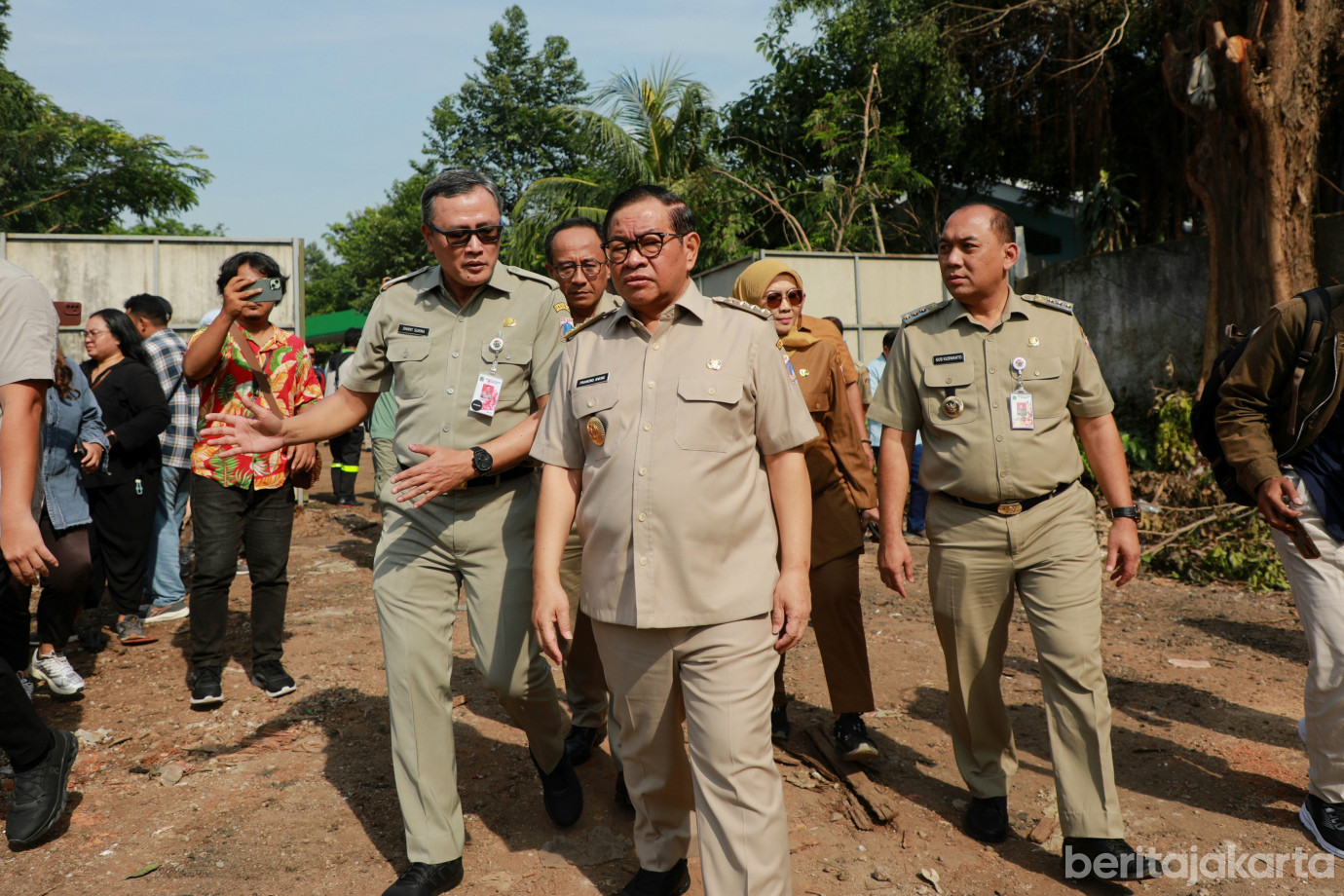 1-1gub rs sumber waras.jpg