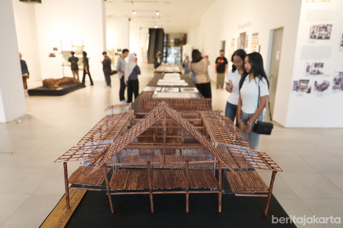 Pameran Ekskursi UI-3.jpg