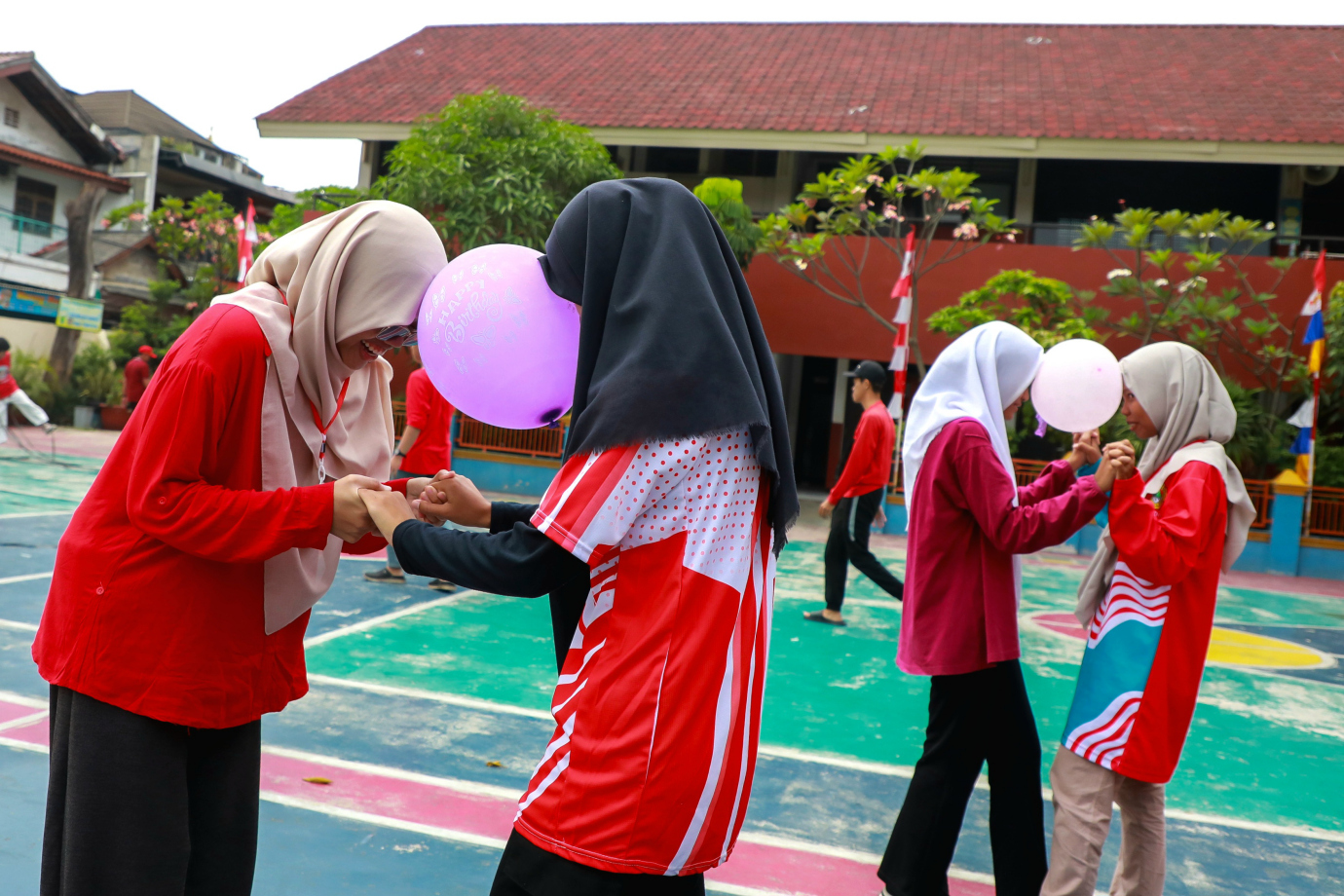 61e341d45b30cbc264d646a8b2e367af.jpg