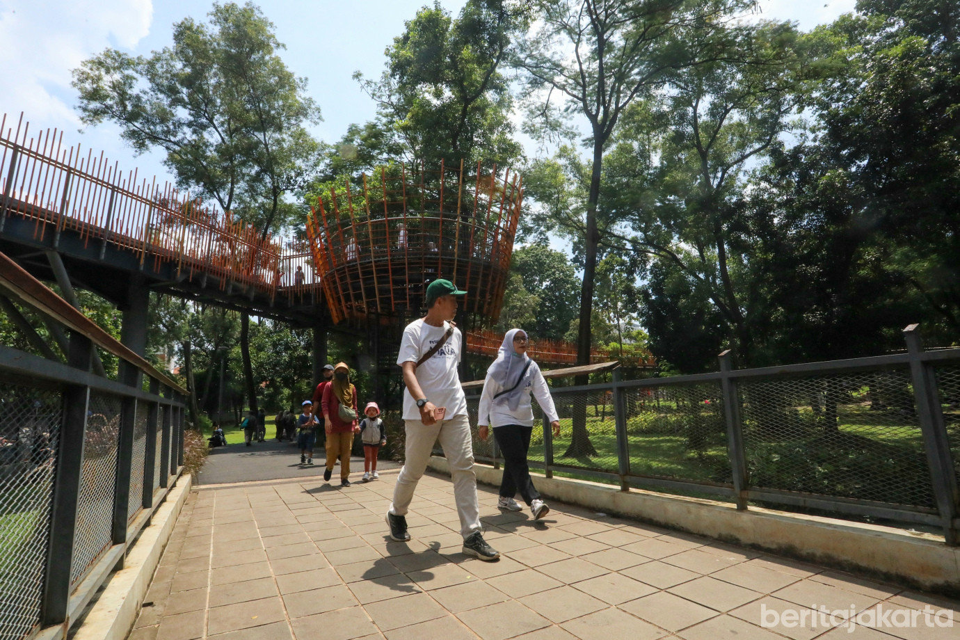 1 Libur Natal Tebet Eco Park Dipadati Warga Jakarta_1.jpg