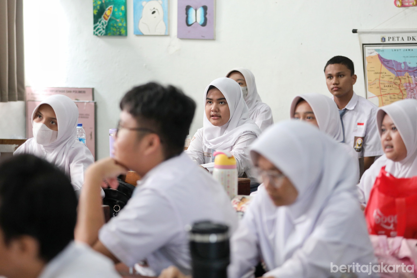 4.Disdik DKI Tidak Akan Cabut KJP dan KJMU Peserta Didik Yang Ikut Aksi Unjuk Rasa.jpg