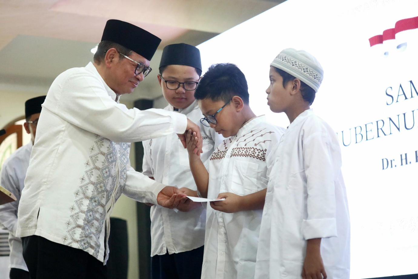 4 Gubernur Hadiri Pengukuhan Hadiri  Pengukuhan DAI Muda Jakarta_4.jpg