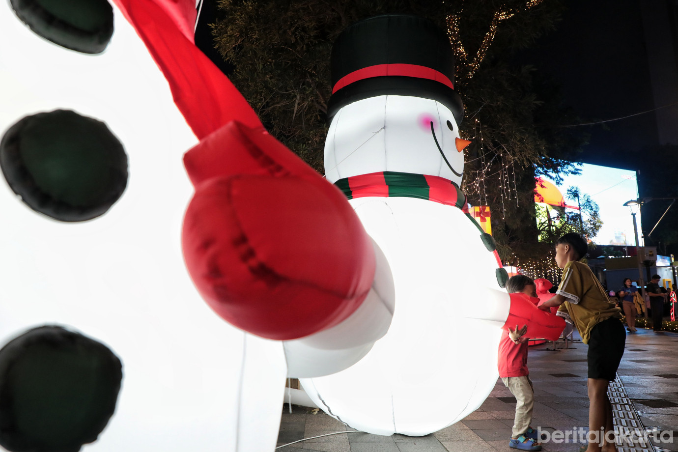 9.Jakarta Light Festival.jpg