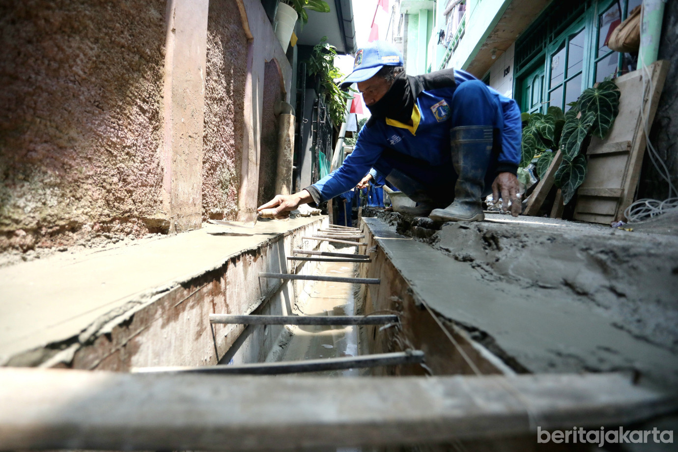 6 SDA Jakarta Pusat Pasang U-Ditch Baru di Jalan H. Murtado Paseban_6.jpg