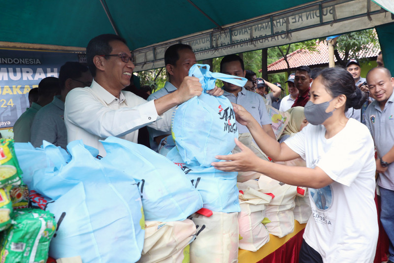 sembako-murah-papanggo-02.jpg