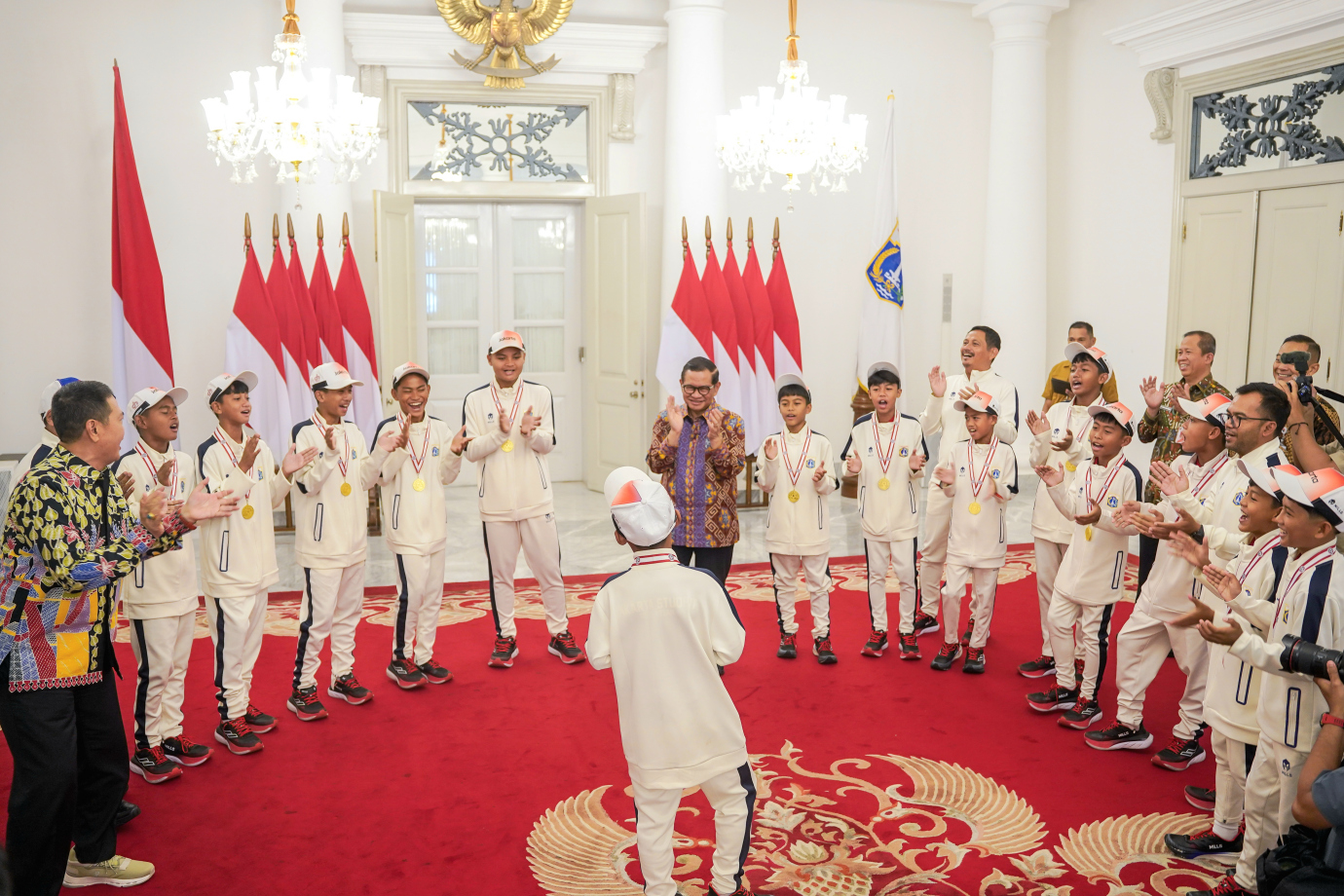 1-1bolau12.jpg