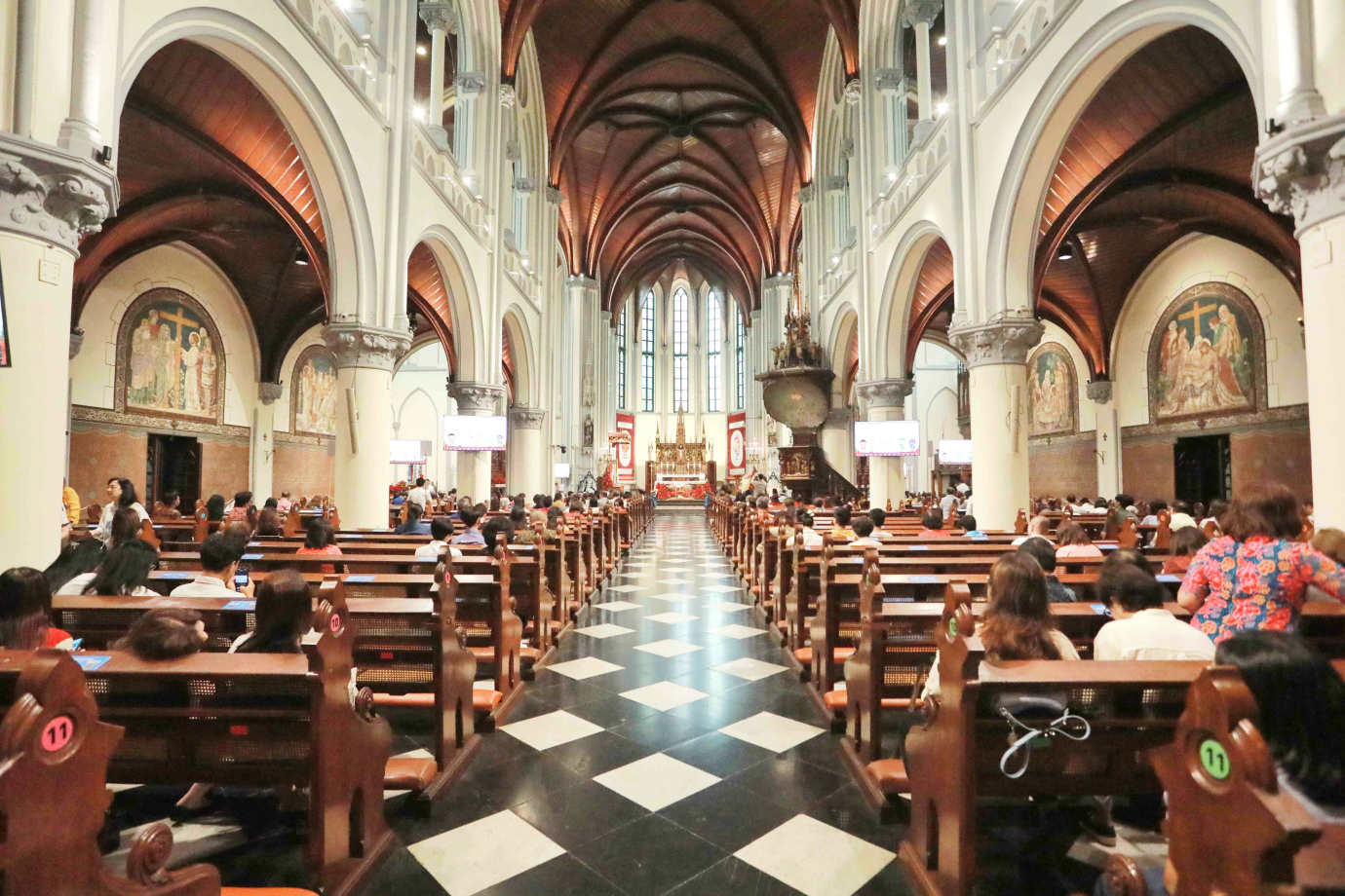 03 pj Kunjungan Gereja.jpg