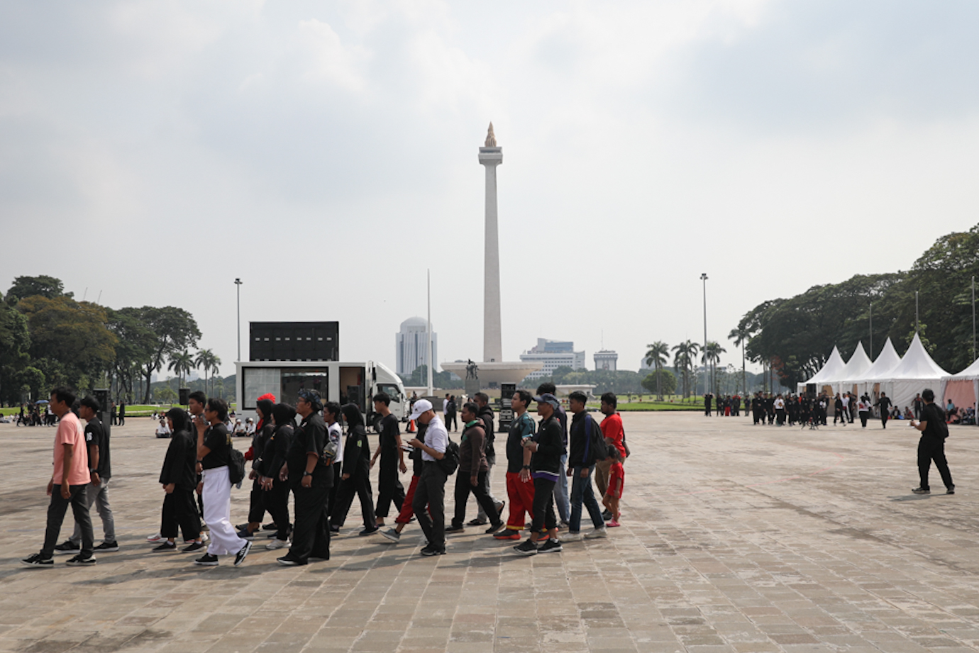 Wagub Gladi Resik-1.jpg