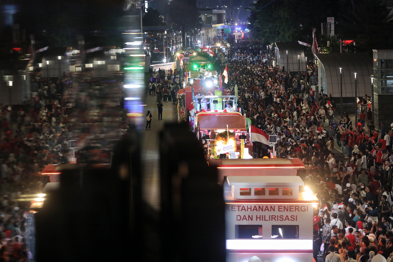 2.Karnaval Pesta Rakyat HUT ke-80 RI Berlangsung Meriah.jpg