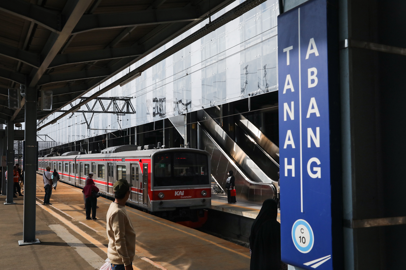 Stasiun Tanah Abang-7.jpg