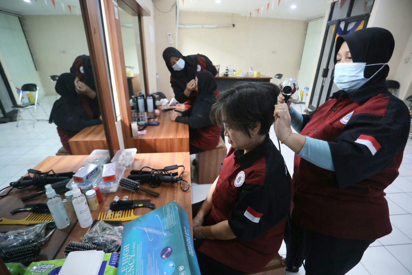 1 10 Warga Rusunawa Jatirwasari Ikuti MTU TAta Rias_1.jpg