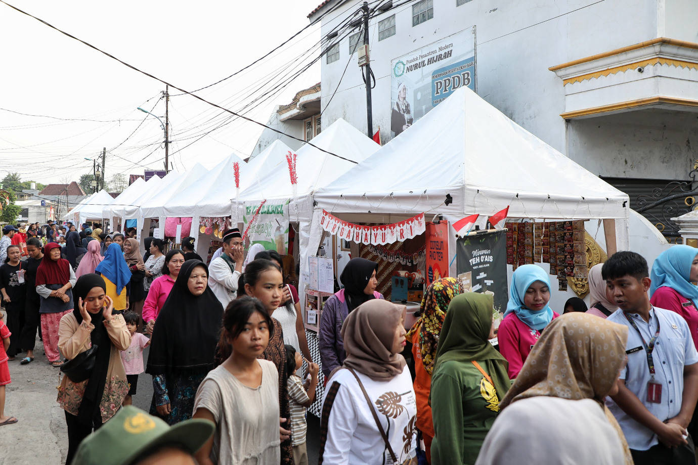 5.Bazar UMKM RW.04 Kelurahan Dukuh.jpg