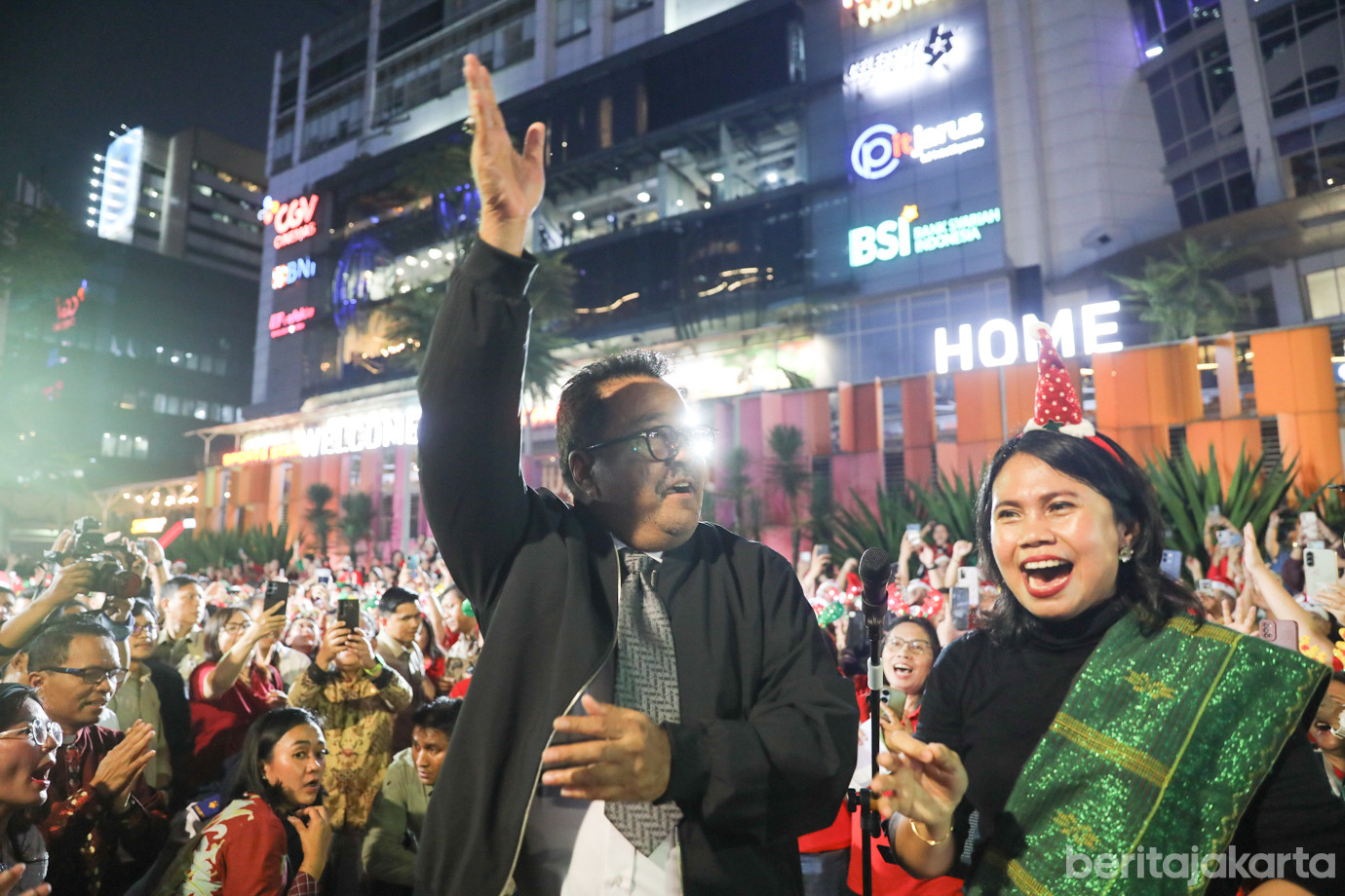 Wagub Christmas Carol Fx-4.jpg