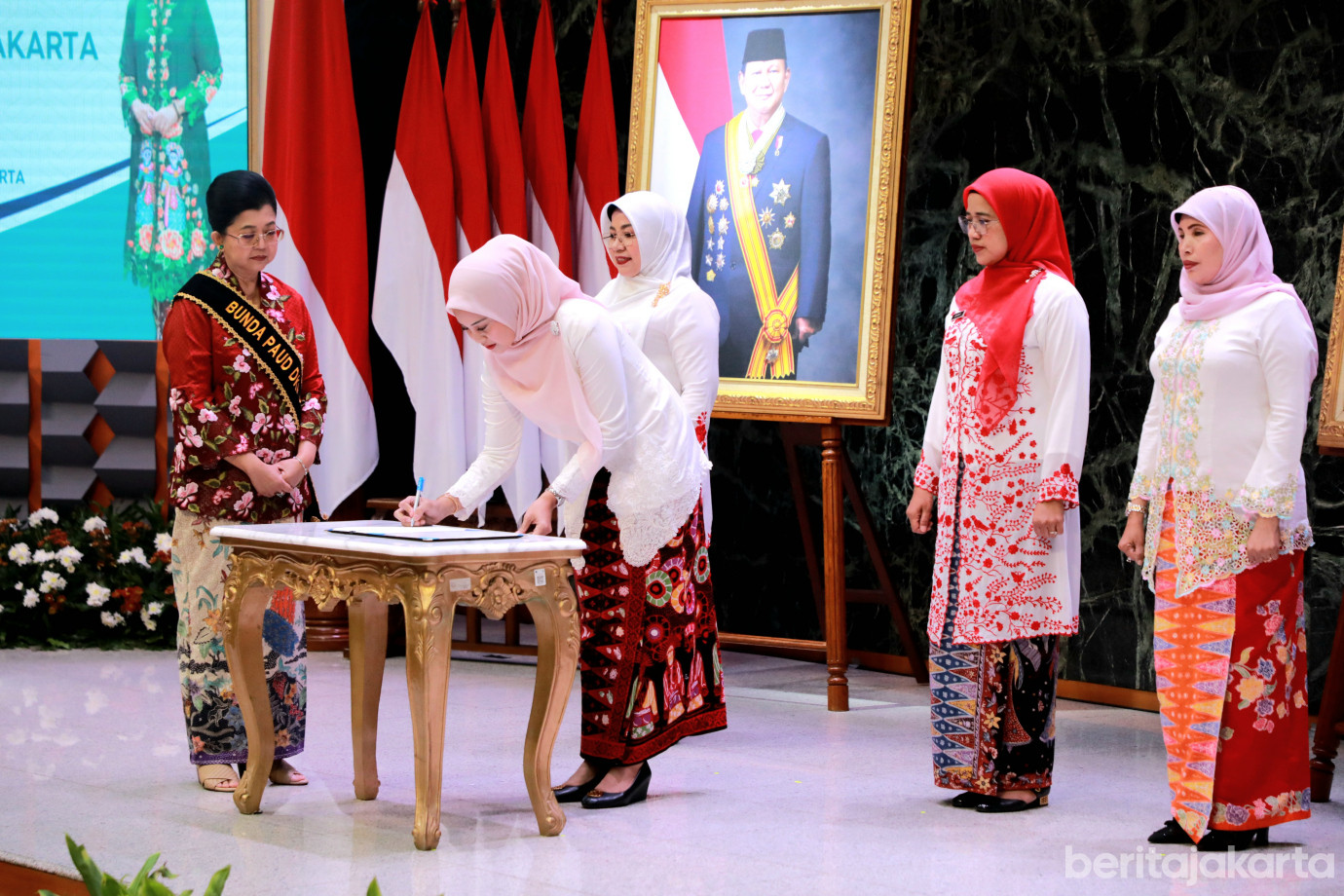 6-1pelantikan bunda PAUD DKI.jpg